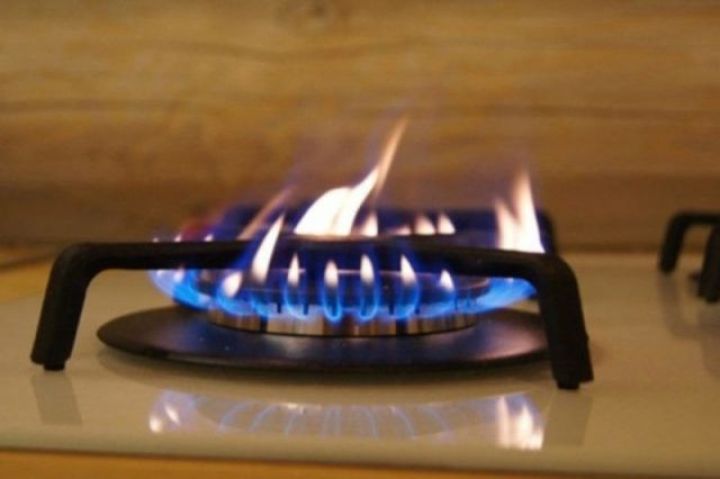 Множество домов в городах и районах ЛНР остались без тепла и газа из-за снегопада