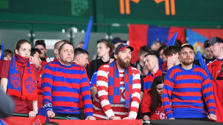 МВД разрешит россиянам пить пиво на футболе при одном условии