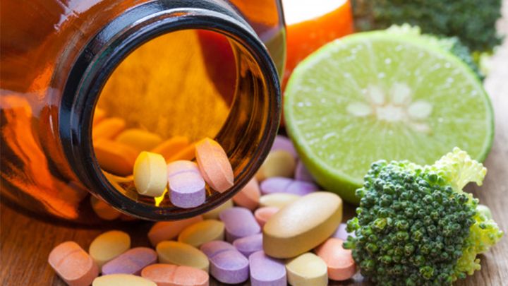 Врач рассказала, какие витамины могут вызвать риск поражения печени