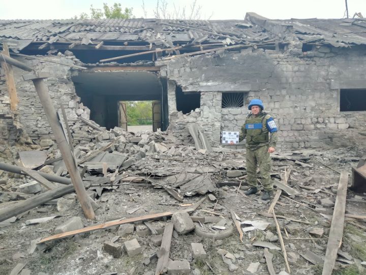 Повреждены стадион, детсад и жилой дом: последствия удара ВСУ по Алмазной из HIMARS