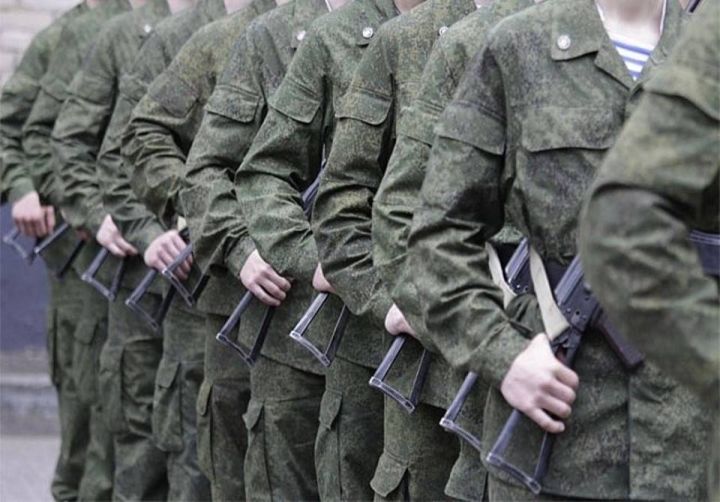 Иностранцы, служащие в армии РФ, смогут получить гражданство в упрощенном формате