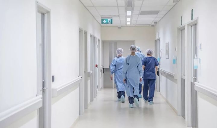 Четыре человека, пострадавшие при взрыве в центре Луганска, находятся в тяжёлом состоянии - Пащенко