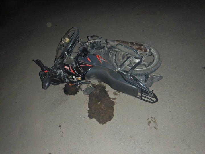 В Стаханове двое подростков на мопеде угодили под колёса авто