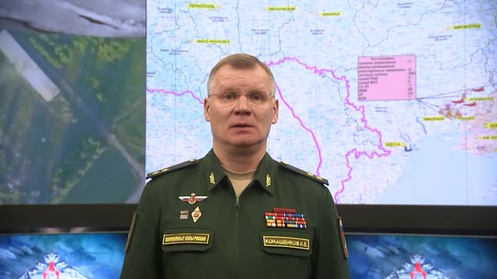 В ЛНР уничтожен склад боеприпасов ВСУ, в ДНР – сбит вертолёт Ми-8: сводка Минобороны России за сутки